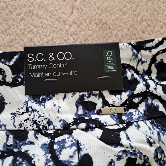 ❤️ S.C.& Co. Pull On Skort Blue White Stretch Print Skirt Women's Various Sizes - Picture 6 of 9